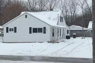 795 Comstock St, Jackson, MI 49203 - Photo 1