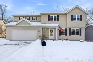 4025 Timberland Dr SE, Grand Rapids, MI 49508 - Photo 1