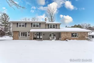160 Sorrento Dr, Holland, MI 49423 - Photo 1