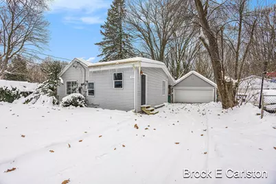 923 Wilson Avenue, Muskegon, MI 49441 - Photo 1