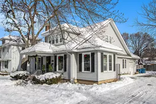 229 S Riverview Dr, Kalamazoo, MI 49004 - Photo 1