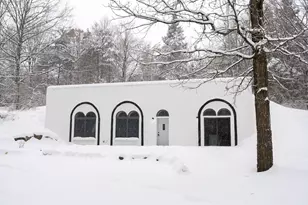 4736 S Rolland Rd, Blanchard, MI 49310 - Photo 1