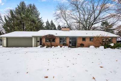 1907 Chevy Chase Boulevard, Kalamazoo, MI 49008 - Photo 1