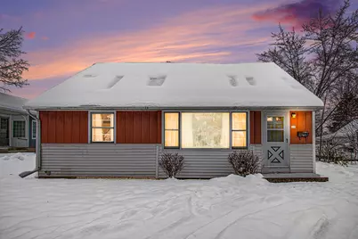 210 Oakhurst Avenue, Kalamazoo, MI 49001 - Photo 1