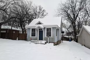 8 Richmond Ave, Battle Creek, MI 49014 - Photo 1