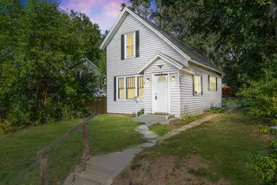 1516 Cole Avenue NE, Grand Rapids, MI 49505 - Photo 1