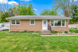 313 Michigan St, Concord, MI 49237 - Photo 1