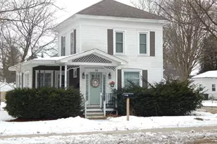 84 W Division St, Sparta, MI 49345 - Photo 1