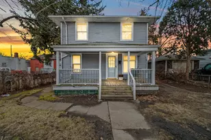 512 Austin Ave, Albion, MI 49224 - Photo 1