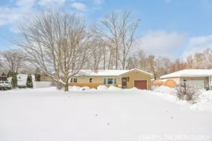 3827 Michael St, Muskegon, MI 49444 - Photo 1