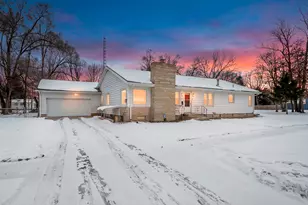 412 6th Ave, Three Rivers, MI 49093 - Photo 1