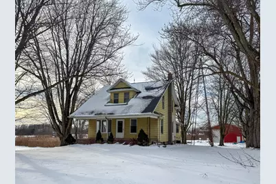 566 S Blue Creek Road, Benton Harbor, MI 49022 - Photo 1