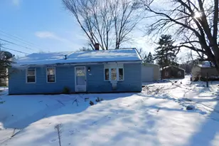 2112 Kathryn Dr, Niles, MI 49120 - Photo 1