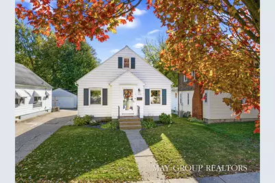922 Lake Michigan Drive NW, Grand Rapids, MI 49504 - Photo 1