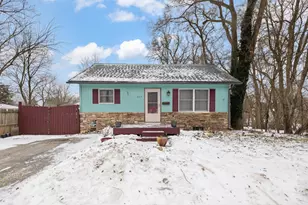 517 W Commerce St, Milford, MI 48381 - Photo 1