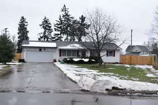 909 Merryview Dr, Sturgis, MI 49091 - Photo 1