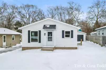 1628 Ira Avenue NW, Grand Rapids, MI 49504 - Photo 1