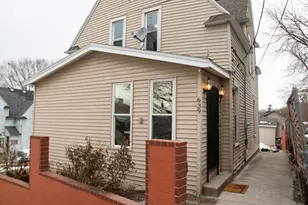 639 Curve St SW, Grand Rapids, MI 49503 - Photo 1