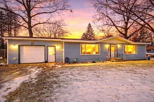 517 Colby St, Dowagiac, MI 49047 - Photo 1