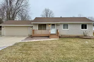32065 Lakepoint St, Chesterfield, MI 48047 - Photo 1