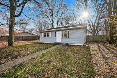 1042 Darwood Avenue, Kalamazoo, MI 49004 - Photo 1