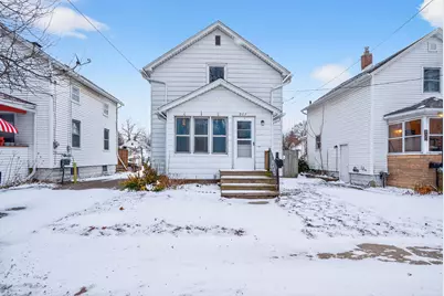 907 N Elm Avenue, Jackson, MI 49202 - Photo 1