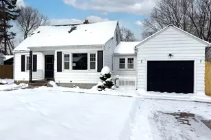1617 Buena Vista St, Kalamazoo, MI 49001 - Photo 1