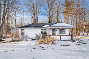 1833 Ottawa Beach Rd, Holland, MI 49424 - Photo 1