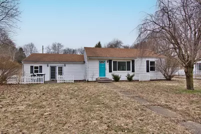 903 N Detroit Street, Buchanan, MI 49107 - Photo 1