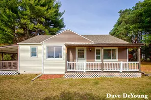 18890 W Howard City-Edmore, Howard City, MI 49329 - Photo 1