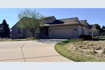 1554 E Harbour Towne Circle #73, Muskegon, MI 49441 - Photo 1