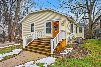 502 N Berkley Street, Kalamazoo, MI 49006 - Photo 1