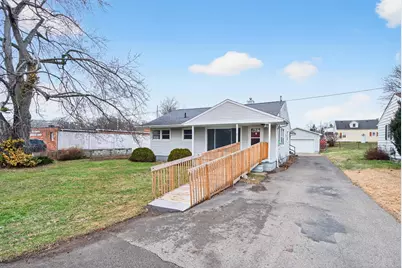 430 Peacock Walk, Jackson, MI 49202 - Photo 1