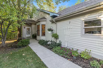 2031 N Cross Creek Drive SE, Grand Rapids, MI 49508 - Photo 1