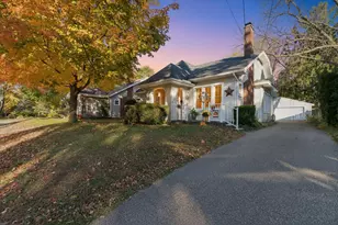 728 Montrose Ave, Kalamazoo, MI 49008 - Photo 1