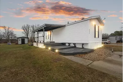 323 Oak Ridge Street, Mason, MI 48854 - Photo 1