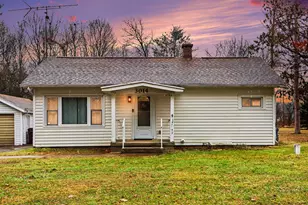 3014 Bowne Rd, Battle Creek, MI 49017 - Photo 1