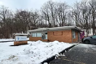 150 Riverside Dr, Battle Creek, MI 49015 - Photo 1