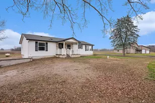 53283 Hemlock Lake Rd, Marcellus, MI 49067 - Photo 1