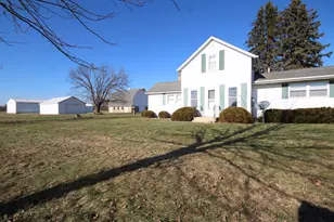 8833 E Q Ave E, Scotts, MI 49088 - Photo 1