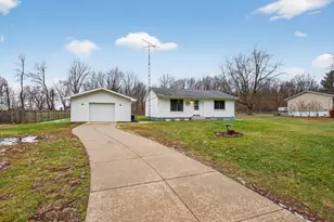 472 Maitland Dr, Horton, MI 49246 - Photo 1