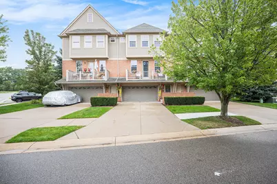 56607 Long Island Drive, Utica, MI 48316 - Photo 1