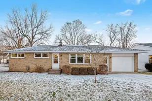 221 S Park St, Zeeland, MI 49464 - Photo 1