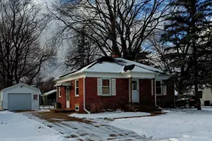 121 N 21st Street N, Battle Creek, MI 49015 - Photo 1