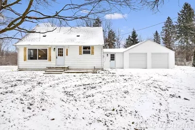 2282 Wilson Avenue NW, Grand Rapids, MI 49534 - Photo 1