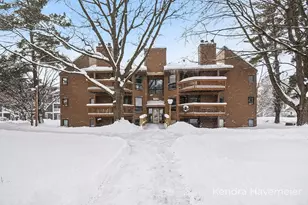 1270 Hillburn Ave NW, Grand Rapids, MI 49504 - Photo 1