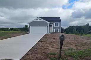 2239 Kingston Farm Ln, Ionia, MI 48846 - Photo 1