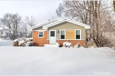 3807 Balsam Avenue NE, Grand Rapids, MI 49525 - Photo 1