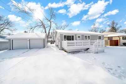335 Prairie Street, Jackson, MI 49203 - Photo 1