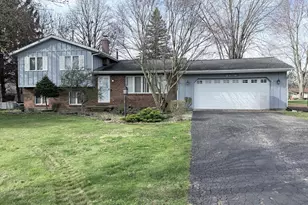 9366 Tonneberger Dr, Tecumseh, MI 49286 - Photo 1